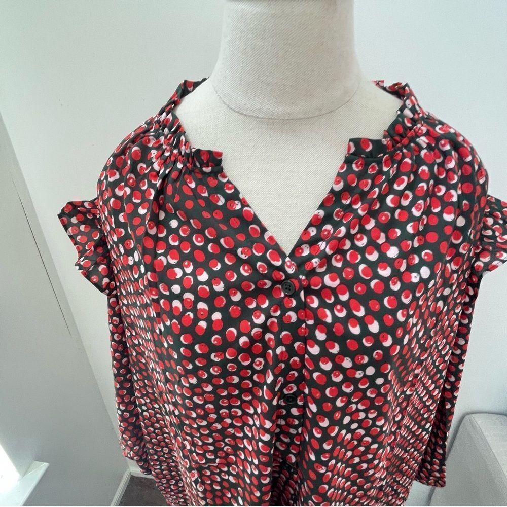 G by Giuliana Feminine Chic Ruffle Shoulder Blouse Red Pink Polka Dot Top 2X - Picture 11 of 11